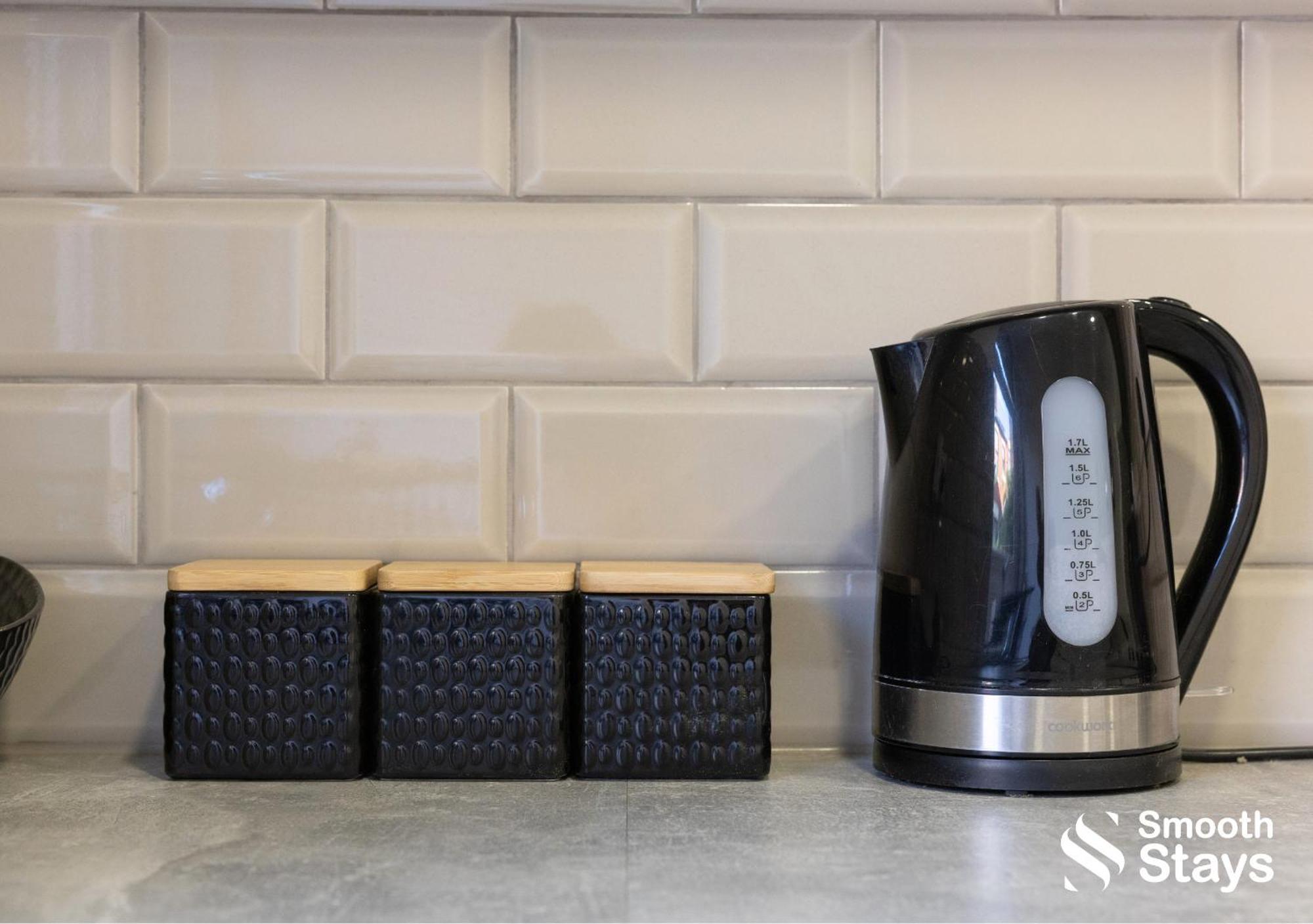 One Bedroom Apartment At Smooth Stays Short Lets & Serviced Accommodation Preston With Parking Near Train Station Екстериор снимка